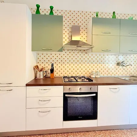 Happy - Sea Bike And Private Garage Apartment *