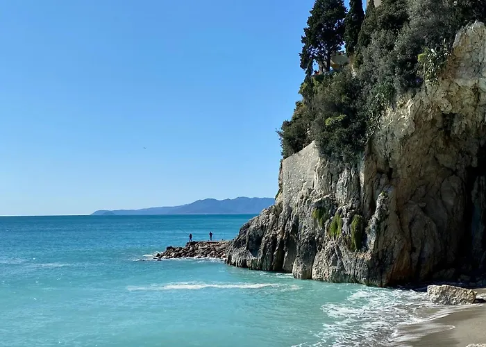 Happy-out Finish Finale Ligure