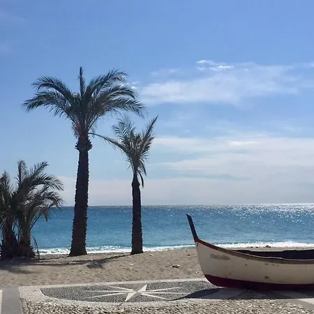 Happy - Sea Bike And Private Garage Finale Ligure